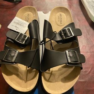 Arizona Black size 9 sandals
